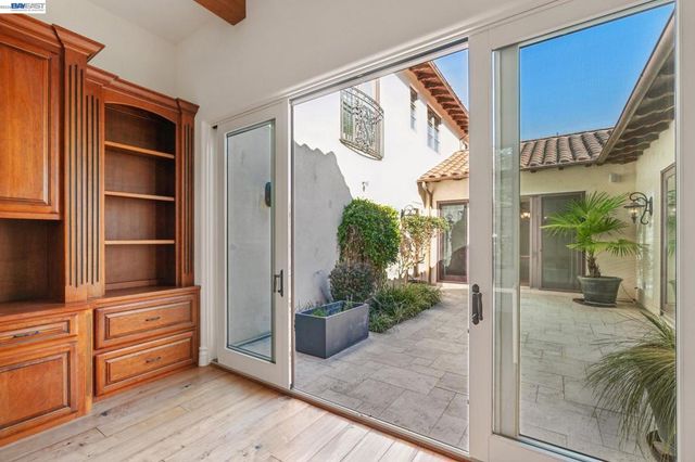 1439 Vine Ln, Alamo, CA 94507