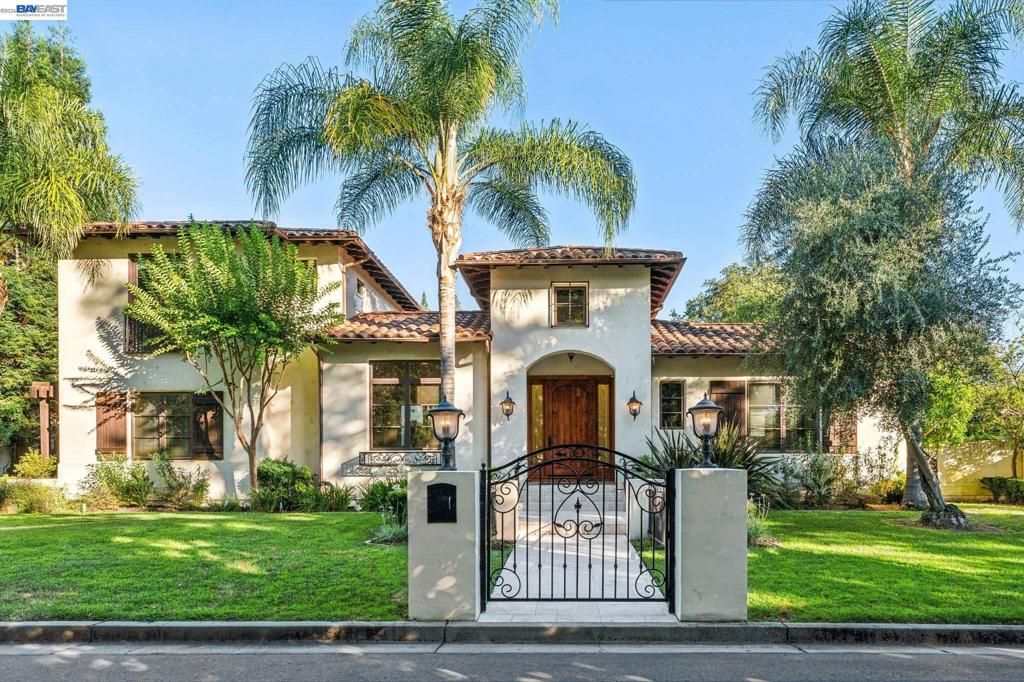 1439 Vine Ln, Alamo, CA 94507