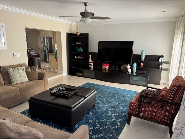 2448 Holly Ln ., Palm Beach Gardens, FL 33410