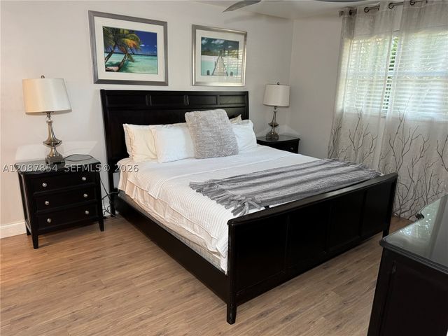 2448 Holly Ln ., Palm Beach Gardens, FL 33410