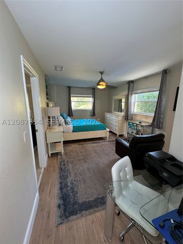 2448 Holly Ln ., Palm Beach Gardens, FL 33410