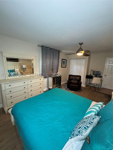 2448 Holly Ln ., Palm Beach Gardens, FL 33410