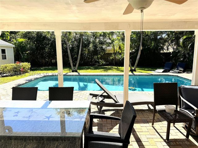 2448 Holly Ln ., Palm Beach Gardens, FL 33410