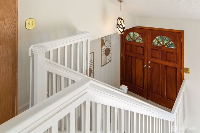 10320 NE 123rd Place, Kirkland, WA 98034