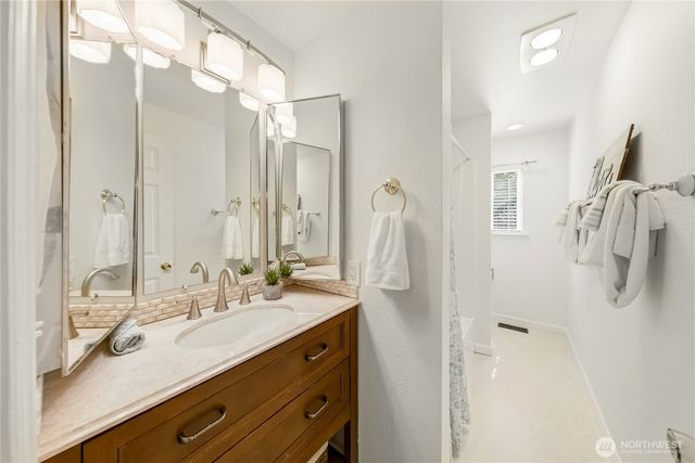 10320 NE 123rd Place, Kirkland, WA 98034