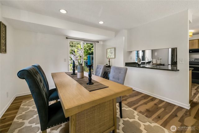 10320 NE 123rd Place, Kirkland, WA 98034