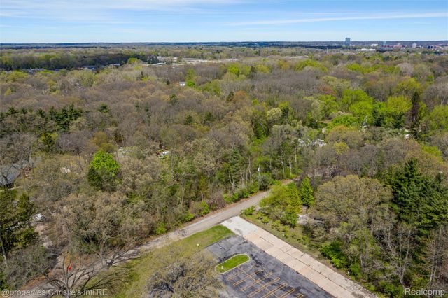 .5 of Lot 12 Hunters Lane, Southfield, MI 48033