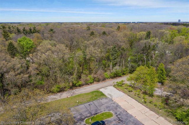 .5 of Lot 12 Hunters Lane, Southfield, MI 48033
