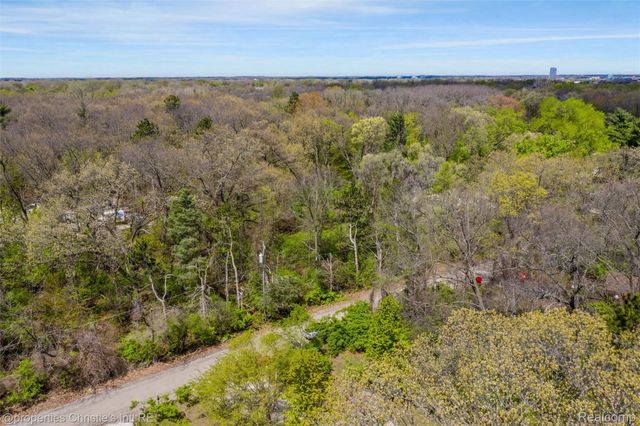 .5 of Lot 12 Hunters Lane, Southfield, MI 48033