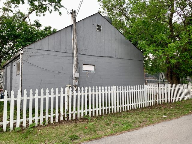 330 Harwood Street, Joliet, IL 60432