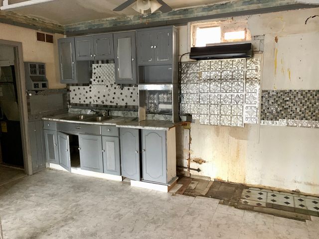 330 Harwood Street, Joliet, IL 60432