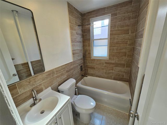 3264 45th Street, Astoria, NY 11103
