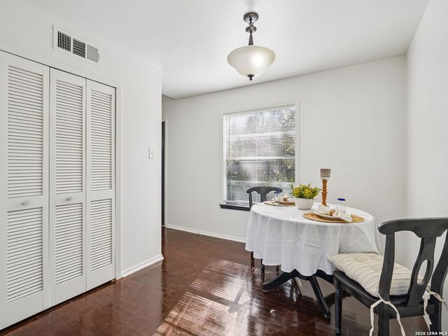 850 Riviera, Canyon Lake, TX 78133