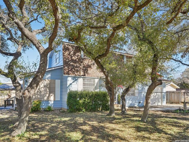 850 Riviera, Canyon Lake, TX 78133