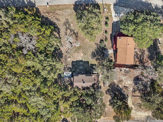 850 Riviera, Canyon Lake, TX 78133