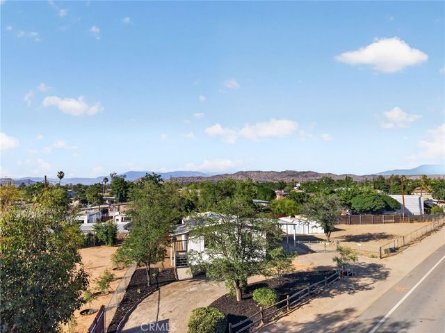 27686 Ethanac Road, Menifee, CA 92585