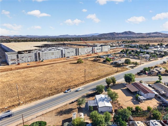 27686 Ethanac Road, Menifee, CA 92585