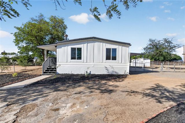 27686 Ethanac Road, Menifee, CA 92585