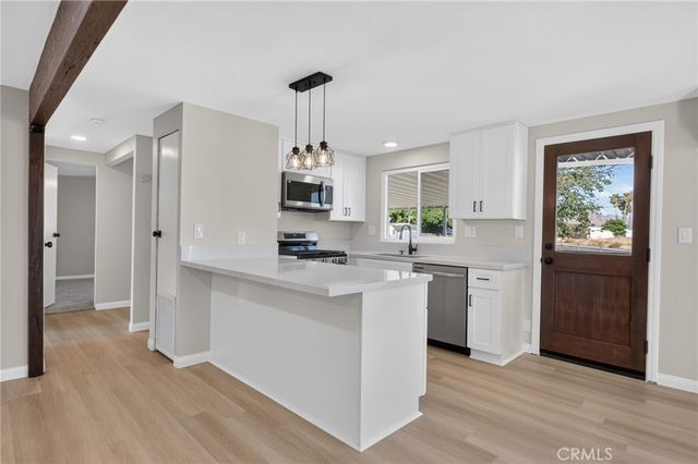 27686 Ethanac Road, Menifee, CA 92585