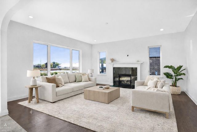 22064 Chaucer Court, Macomb, MI 48044