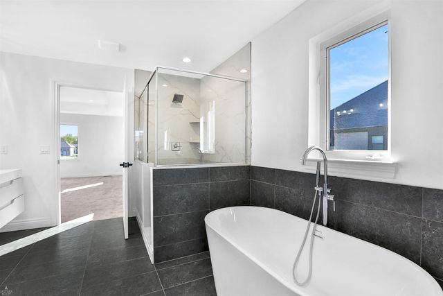 22064 Chaucer Court, Macomb, MI 48044