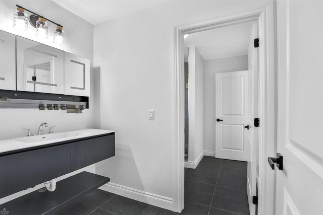 22064 Chaucer Court, Macomb, MI 48044