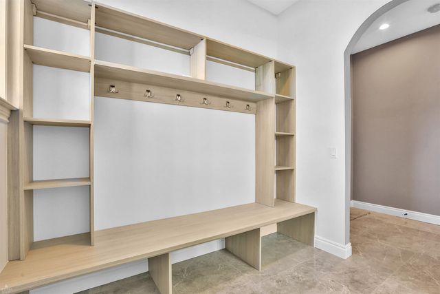 22064 Chaucer Court, Macomb, MI 48044