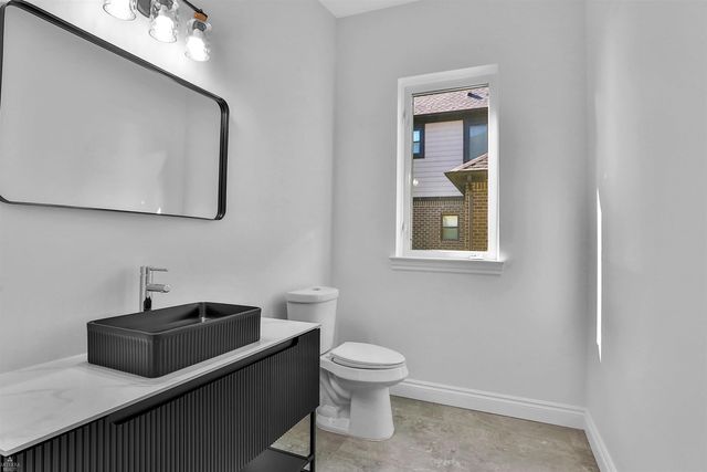 22064 Chaucer Court, Macomb, MI 48044