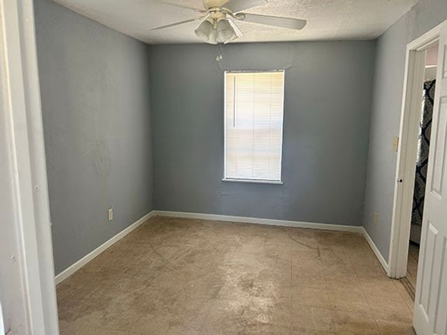 1118 E Huisache Ave, Kingsville, TX 78363