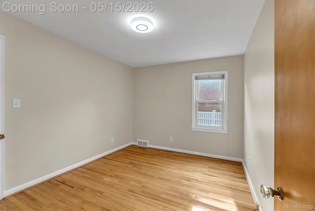 1150 N DENWOOD Street, Dearborn, MI 48128
