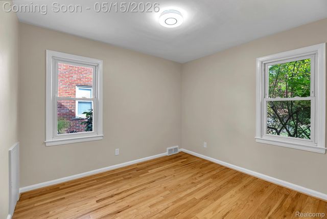 1150 N DENWOOD Street, Dearborn, MI 48128