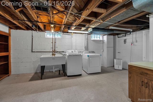 1150 N DENWOOD Street, Dearborn, MI 48128