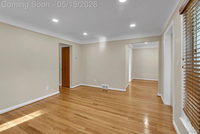1150 N DENWOOD Street, Dearborn, MI 48128