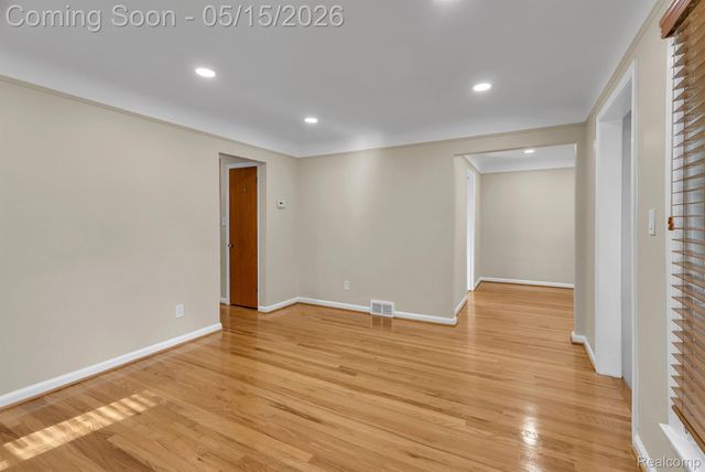 1150 N DENWOOD Street, Dearborn, MI 48128