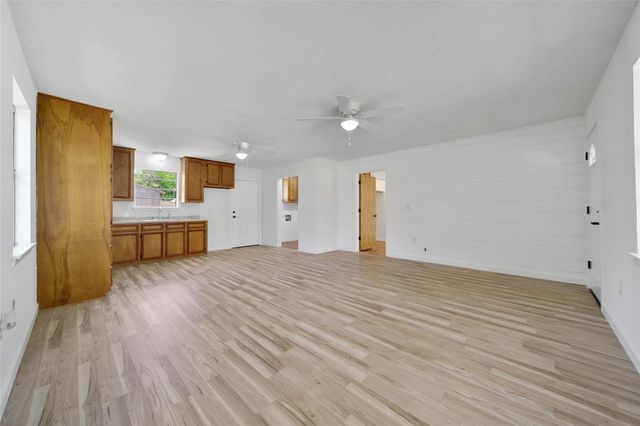 14685 Lynnwood Drive, Splendora, TX 77372