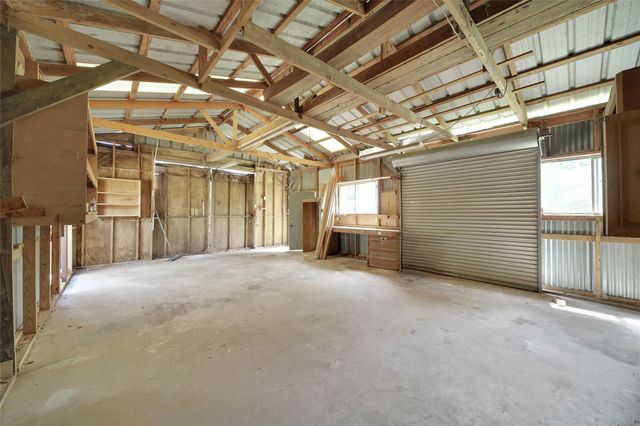 14685 Lynnwood Drive, Splendora, TX 77372