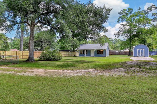 14685 Lynnwood Drive, Splendora, TX 77372