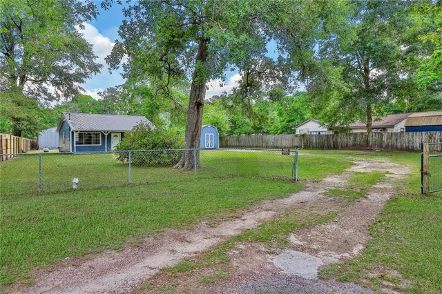 14685 Lynnwood Drive, Splendora, TX 77372