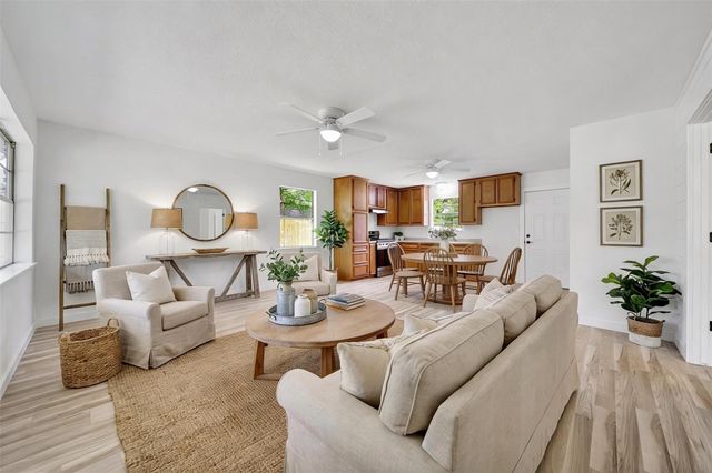 14685 Lynnwood Drive, Splendora, TX 77372