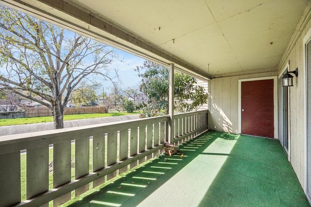 5005 Georgi Lane 49, Houston, TX 77092