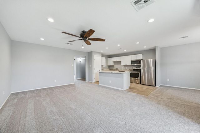 5005 Georgi Lane 49, Houston, TX 77092