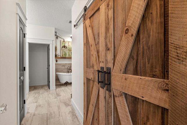 2600 ROBIE AVE, Mount Dora, FL 32757