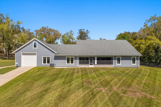 2600 ROBIE AVE, Mount Dora, FL 32757