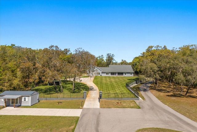 2600 ROBIE AVE, Mount Dora, FL 32757