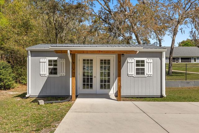 2600 ROBIE AVE, Mount Dora, FL 32757