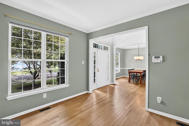 42 STONEHEDGE DR, Hightstown, NJ 08520