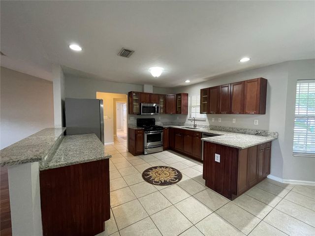 717 NW 233RD TERRACE, Newberry, FL 32669