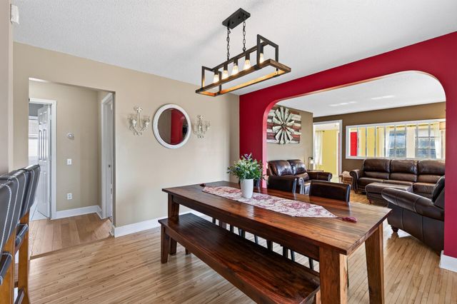 9711 Ireland Avenue NW, Annandale, MN 55302