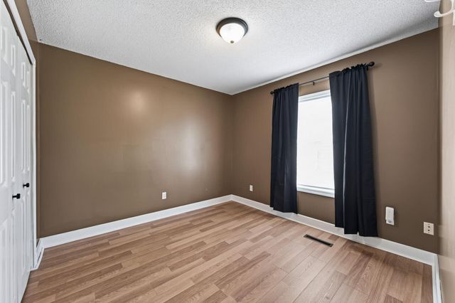9711 Ireland Avenue NW, Annandale, MN 55302