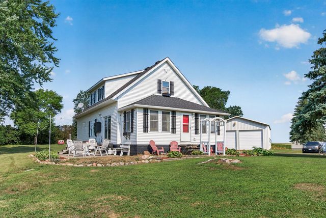 9711 Ireland Avenue NW, Annandale, MN 55302